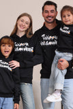 Sudaderas familiares con capucha con estampado de texto de Halloween negro