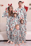 Pijamas familiares a juego con patrón navideño de una pieza gris