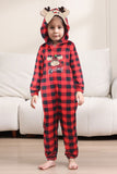 Pijamas familiares a juego con cuadros estampados de ciervo rojo