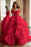 Vestido largo de fiesta con volantes y hombros descubiertos de Black Princess