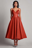 Vestido formal de satén rojo de una línea de té