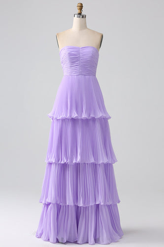 Vestido largo de dama de honor de gasa con niveles lila de novia de una línea con pliegues