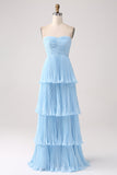 Vestido de dama de honor largo de talla más largo y filetes sin tirantes lila plisados en A-Line