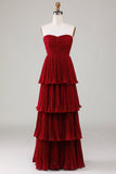 Vestido de dama de honor largo de talla más largo y filetes sin tirantes lila plisados en A-Line