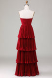 Vestido de dama de honor largo de talla más largo y filetes sin tirantes lila plisados en A-Line
