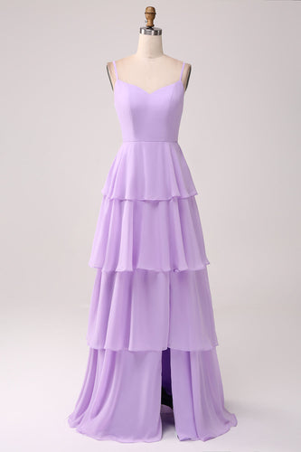 Vestido de dama de honor lila de gasa lila con tirantes finos de una línea con abertura