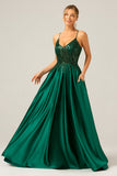 Vestido largo de fiesta con tirantes finos de corte A verde oscuro brillante con bolsillos