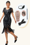 Vestido de lentejuelas con flecos plateados negros de la década de 1920 con conjunto de accesorios de los años 20