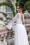 Vestido de novia boho de playa blanco con cuello en V y cuello en V blanco con encaje aplicado