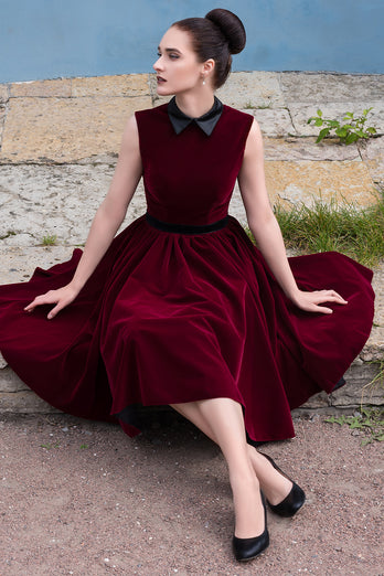 Vestido corto de terciopelo burdeos