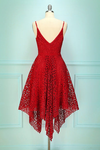 Vestido asimétrico rojo oscuro
