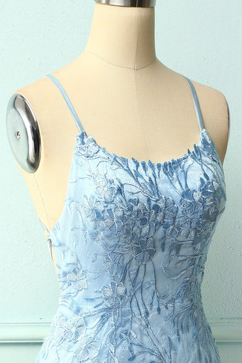 Vestido ajustado con tirantes finos azul cielo