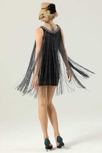 Vestido de cuello redondo con flecos negros de 1920