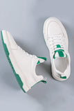 Zapatos deportivos de cuero blanco Slip-on de moda