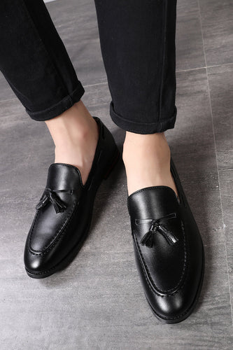 Zapatos de hombre con flecos negro