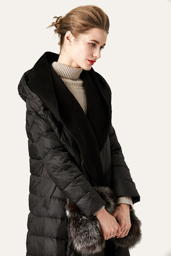 Chaqueta acolchada botón negro capucha piel sintética