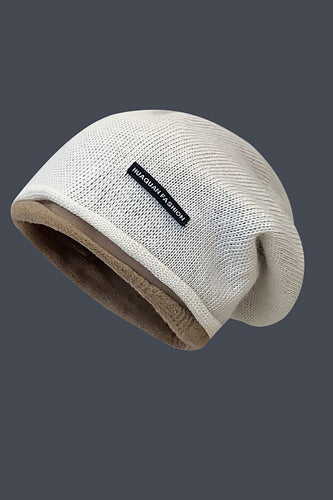 Sombrero de punto gris