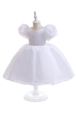 White Tulle A Line Flower Girl Dress con mangas abullonadas