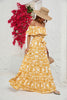 Cargar imagen en el visor de la galería, Vestido de Verano Estampado Amarillo Fuera del Hombro