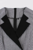 Vestido de manga larga a cuadros de la década de 1950 con cinturón