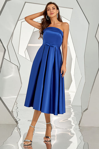 Vestido de regreso a casa sin tirantes azul real