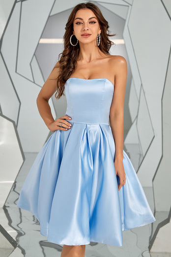 Vestido de regreso a casa sin tirantes azul cielo