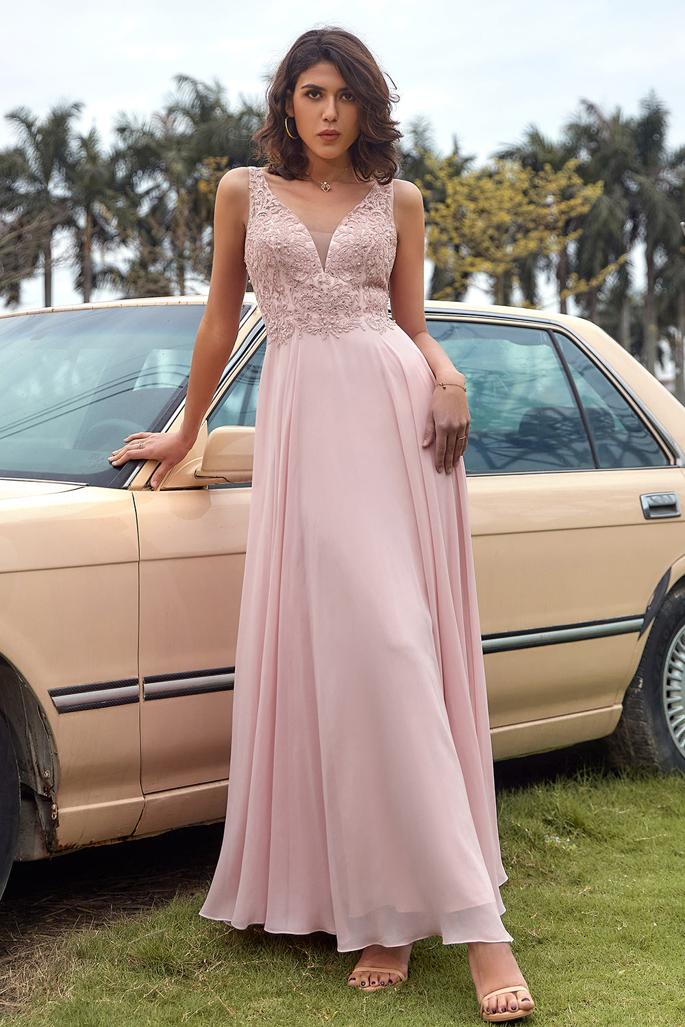 Blush Appliques Chiffon Vestido de graduación