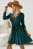 Vestido casual con volantes verde oscuro manga larga