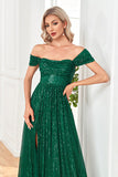 Lentejuelas brillantes Verde oscuro del hombro Un vestido de graduación de línea con hendidura