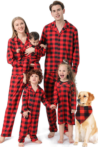 Juego de pijama de 2 piezas a juego de la familia de la familia a cuadros rojos