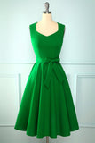 Vestido con faja verde