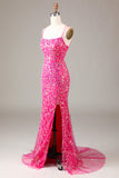 Vestido de fiesta de sirena con lentejuelas y cuentas de color rosa intenso con abertura