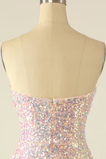 Vestido de lentejuelas azul cielo con plumas