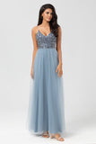 Chic Romántico A Line Spaghetti Straps Dusty Blue Long Bridesmaid Dress con abalorios