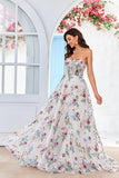 Belleza Una línea Sweetheart Marfil Vestido de novia largo con bordado