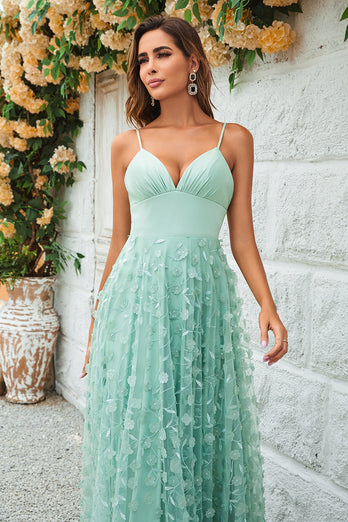 Encantador A Line Spaghetti Straps Green Long Bridesmaid Dress con apliques