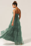 Precioso vestido de dama de honor largo de tul de eucalipto con tirantes finos de línea A
