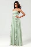 Strapless A Line Chiffon Green Bridesmaid Dress con plisado