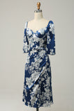 Vestido de dama de honor floral azul con mangas