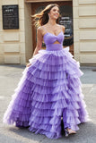 Vestido de fiesta largo de tul de tul de una línea púrpura escalonada con abertura
