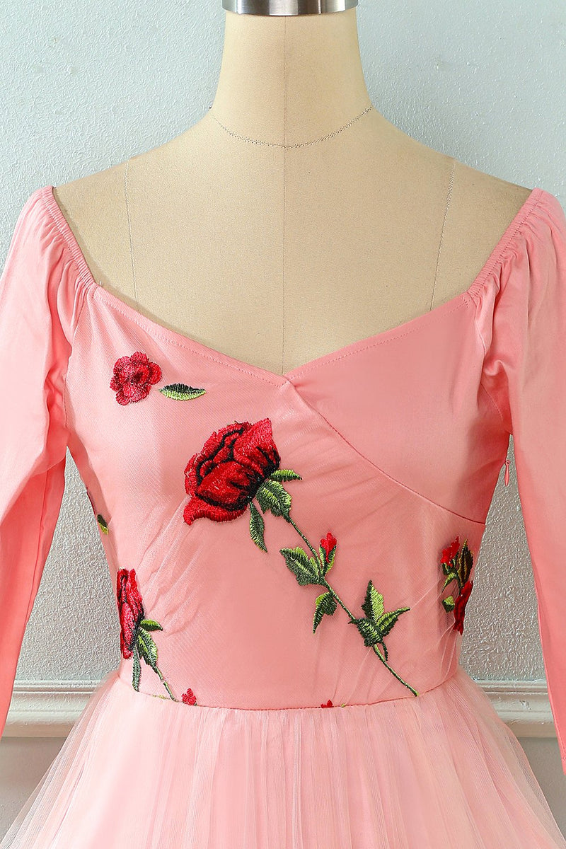 Cargar imagen en el visor de la galería, Vestido vintage de malla de encaje rosa bordado
