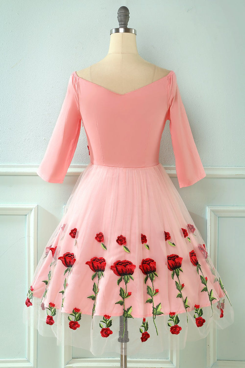 Cargar imagen en el visor de la galería, Vestido vintage de malla de encaje rosa bordado