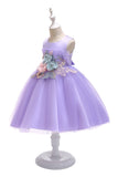 Una línea Jewel Blush Flower Girl Dress con apliques